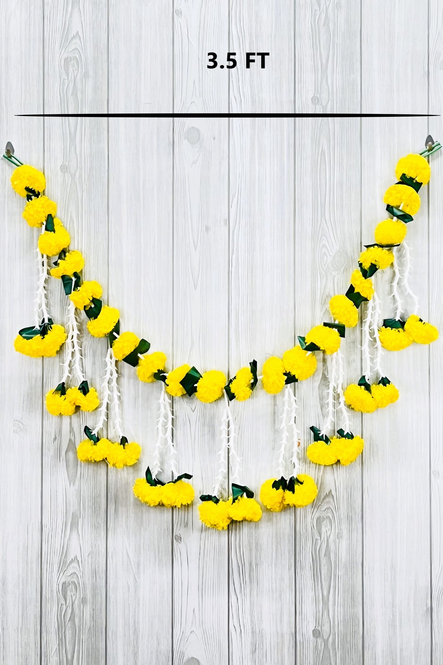 Akaar Festive Bandhanwar in marigold and rajnigandha jhumki