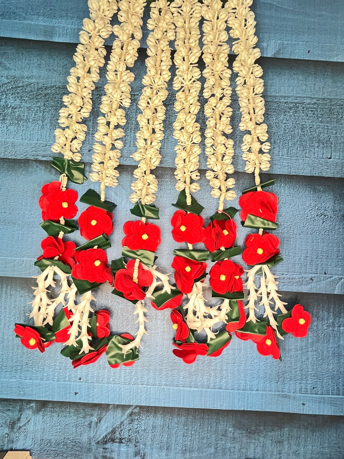 Akaar Mogra Ladi with red flower ends (Pack of 2)