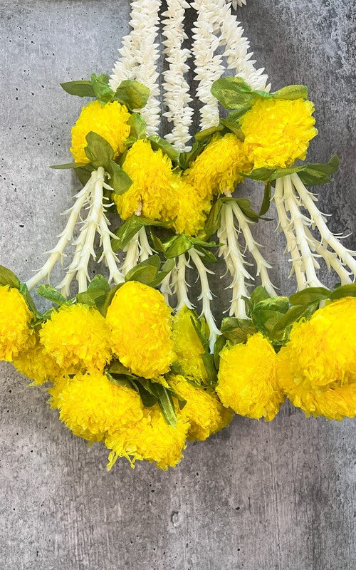 Akaar Mogra Garland with Yellow Marigold and Leaves Delicate Endings (Pack of 5)