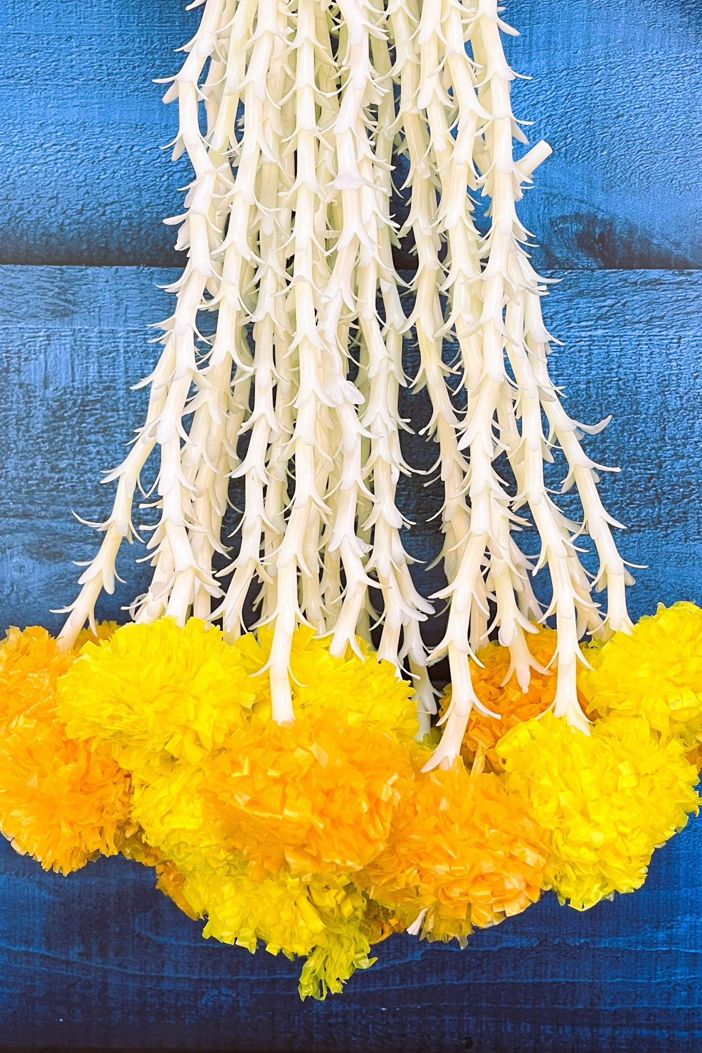 Akaar Marigold Garland with Jasmine and Marigold Endings (Pack of 5)