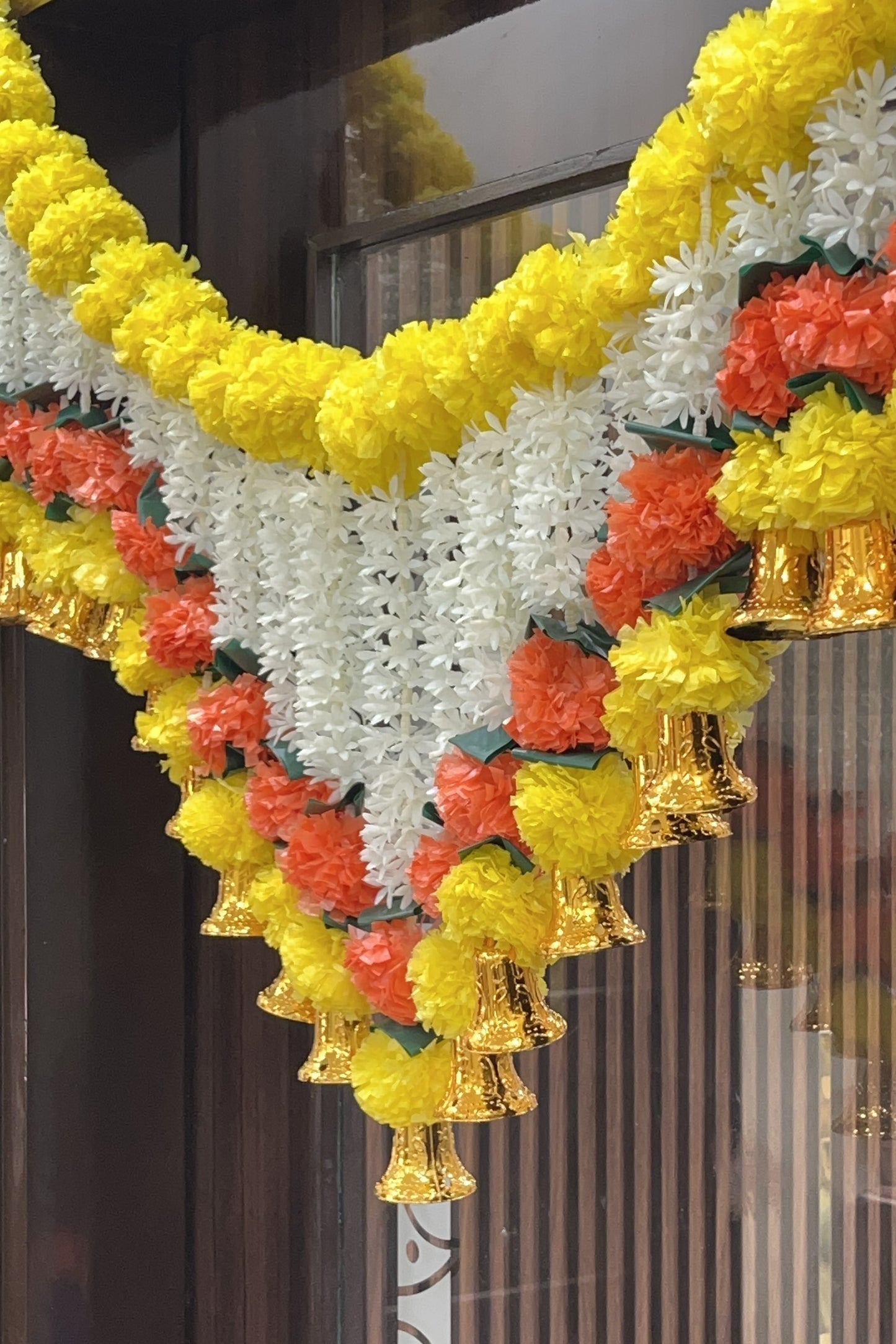 Akaar Artificial Flower Bandhanwar for Diwali Decoration (9 Styles)