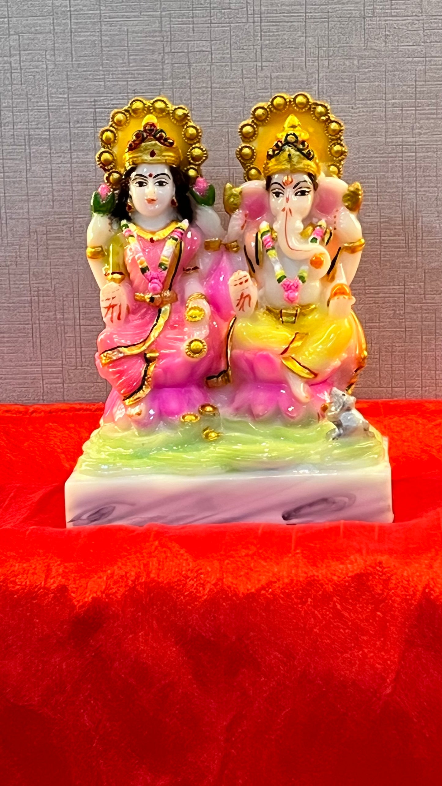 Akaar Ganesh Laxmi Idol for Diwali Pooja in Resin