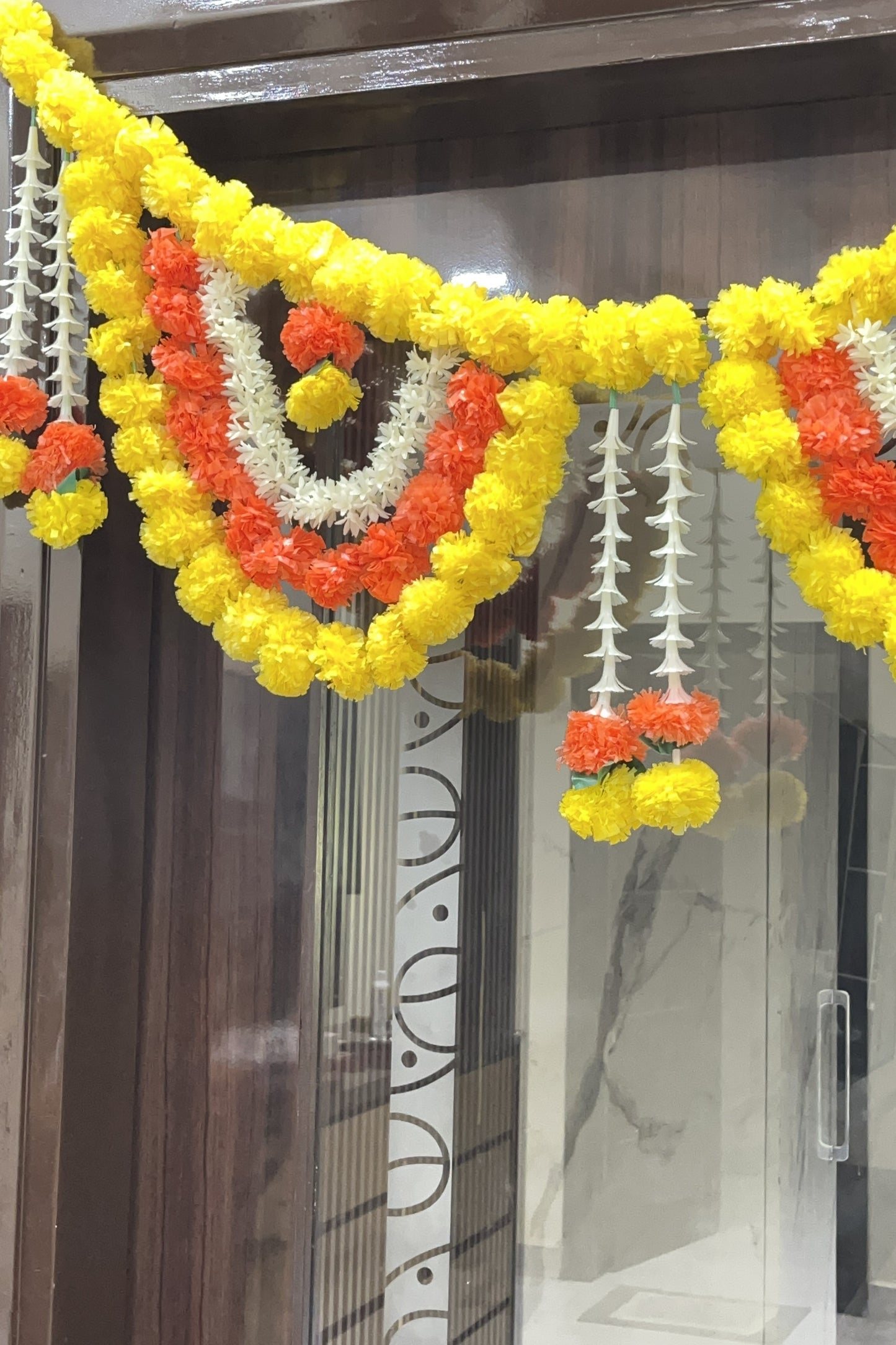 Akaar Artificial Flower Bandhanwar for Diwali Decoration (9 Styles)