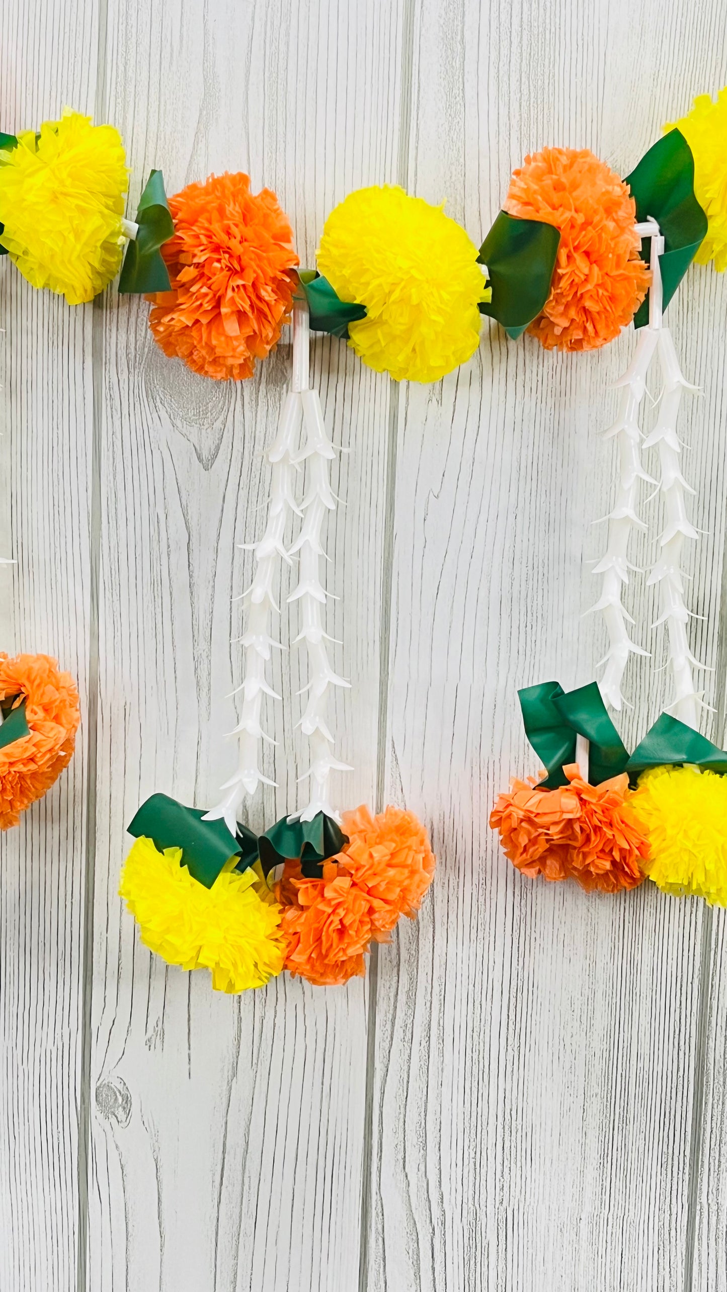 Akaar Festive Bandhanwar in marigold and rajnigandha jhumki