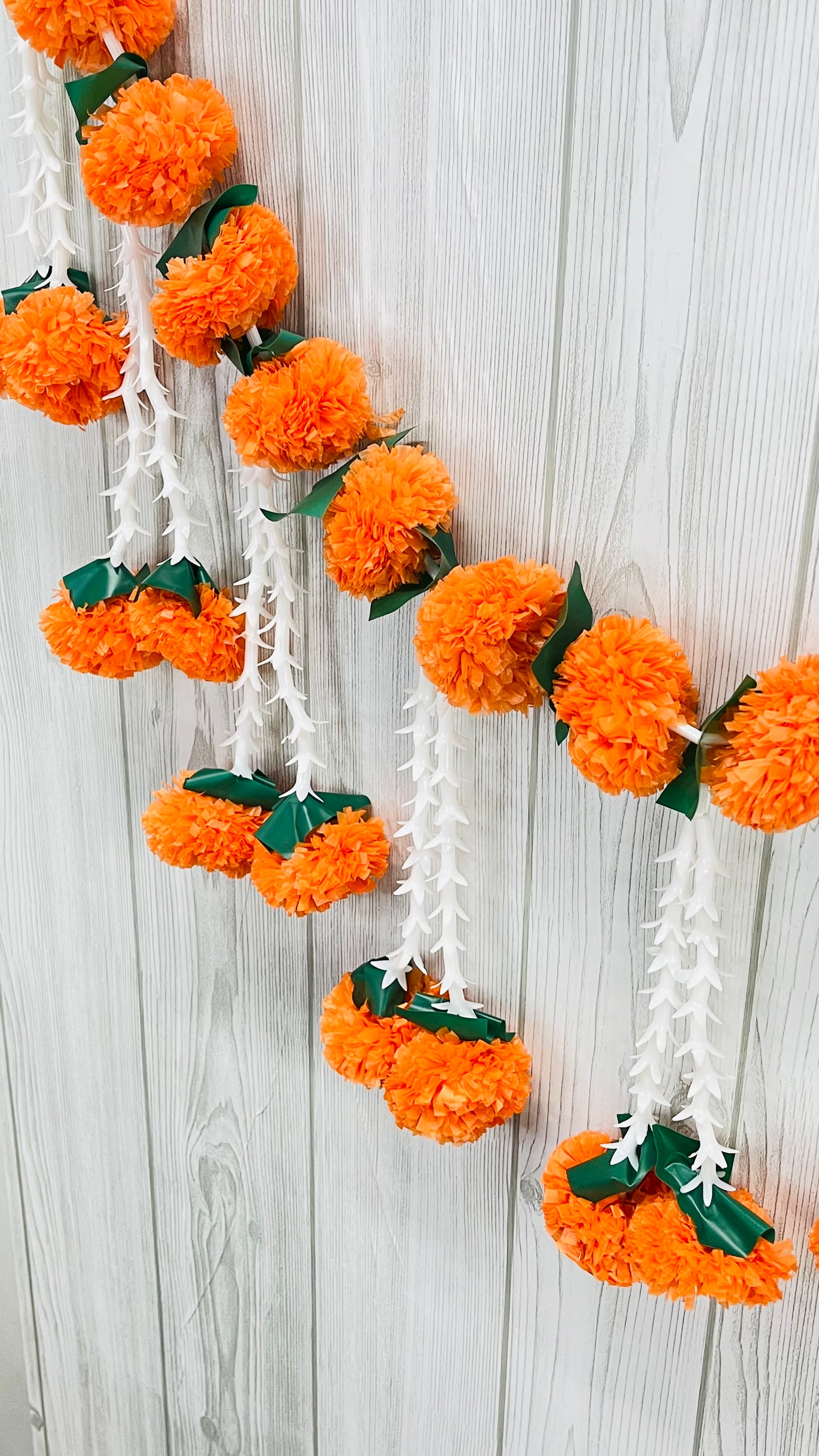 Akaar Festive Bandhanwar in marigold and rajnigandha jhumki