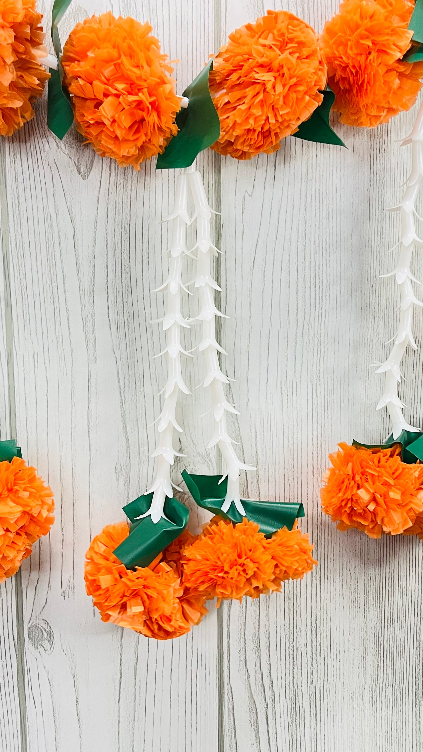 Akaar Festive Bandhanwar in marigold and rajnigandha jhumki