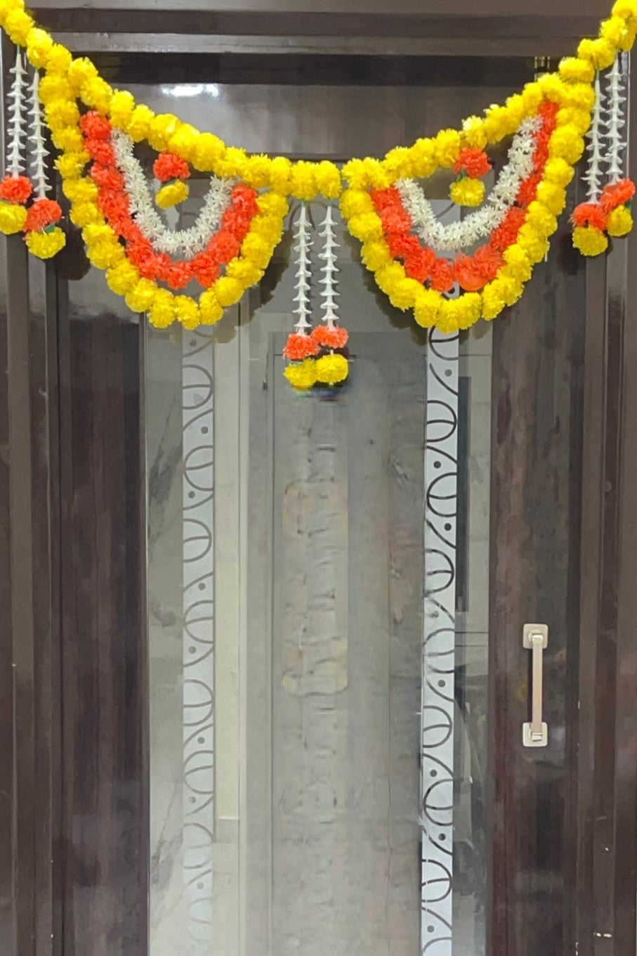 Akaar Artificial Flower Bandhanwar for Diwali Decoration (9 Styles)